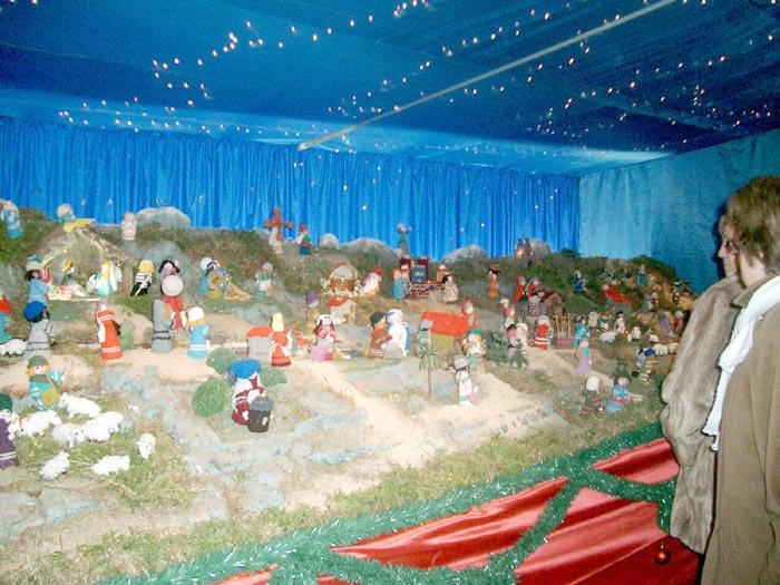 Vista parcial del Nacimiento de la iglesia parroquial (NacimientoRibadesella.jpg)
