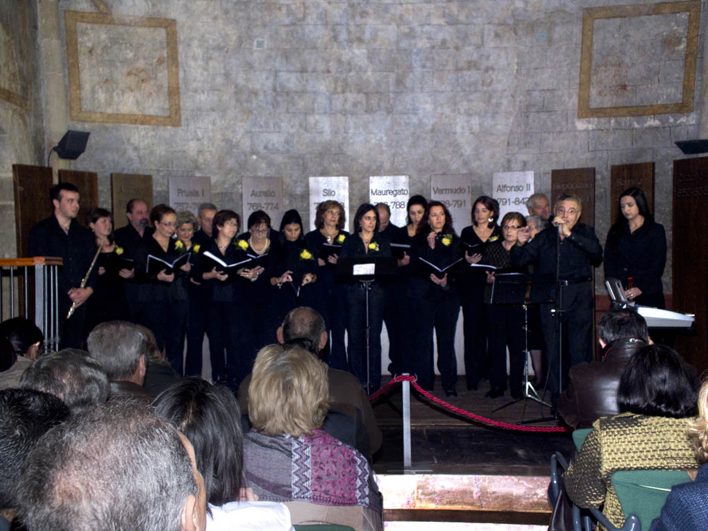 Concierto de SANTA CECILIA organizado por la Banda de gaitas canguesa. (ev150-4-Marineru.jpg)
