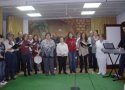 EL Coro canta en el Hogar 