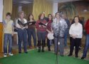 EL Coro canta en el Hogar 